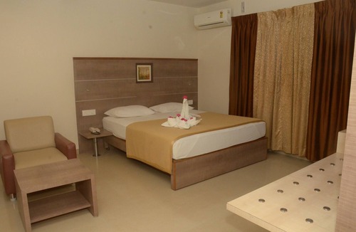 Thirukadaiyur Hotel | Hotel Kanakabhishegam