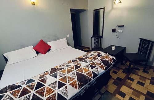 Kasiyalekh Hotel | Hotel Kanishka Near Mukteshwar Dham 6km distance District Nainital