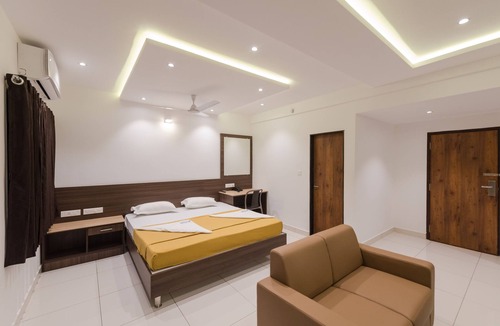 Hampankatta Hotel | Hotel Karuna Residency