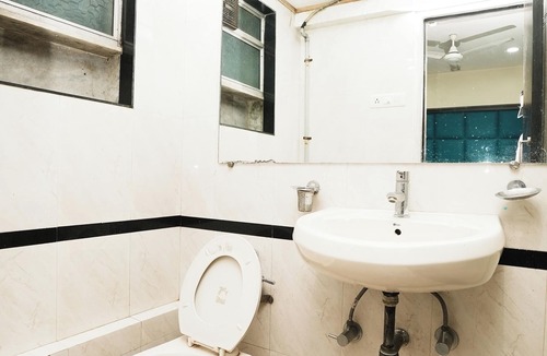 Khar Hotel | Hotel Kings Palace