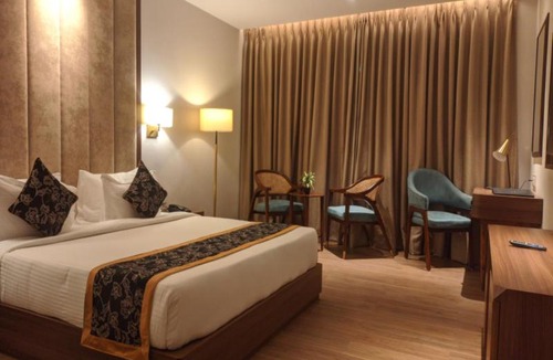 Raiganj Hotel | Hotel KLB Grand