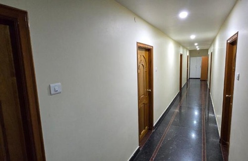 Srikalahasti Hotel | Hotel KSR Grand