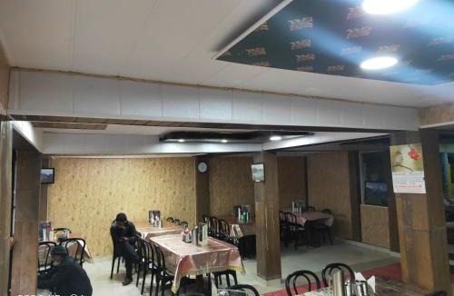 Ghangaria Hotel | Hotel Kuber