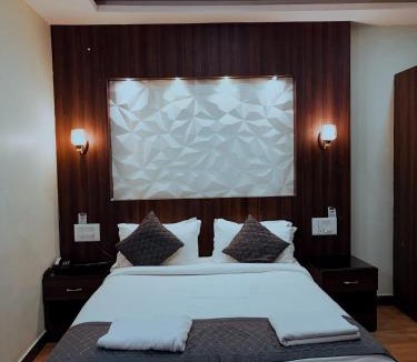 Stuart Hill Hotel | Hotel La Gowri, Coorg