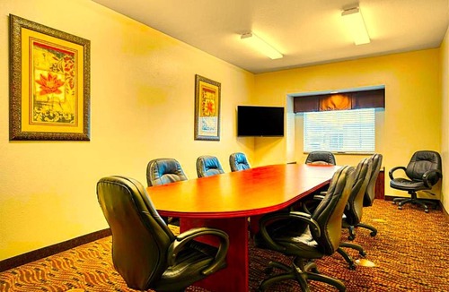 Dhanbad House | Hotel Lamita Palace