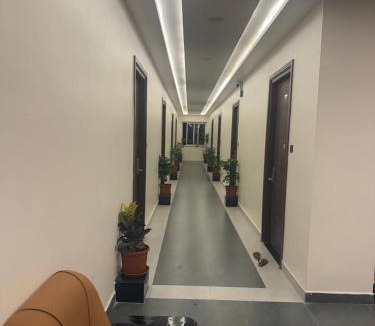 Tenali Hotel | Hotel Lavish Grand