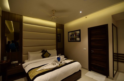 Chomu Hotel | Hotel Le Grande