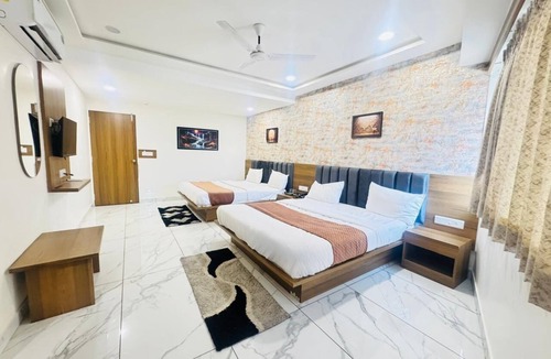 Thaltej Hotel | Hotel Long Stay