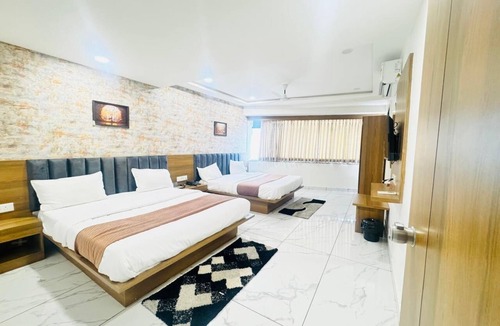 Thaltej Hotel | Hotel Long Stay