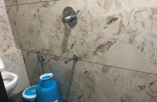 Chandkheda Hotel | Hotel Lotus Inn
