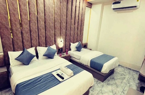 Chandkheda Hotel | Hotel Lotus Inn