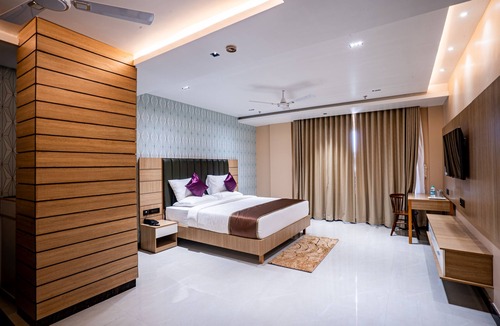 Patia Hotel | HOTEL LUCKY INDIA