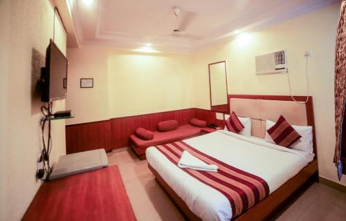 Bandra West Hotel | Hotel Lucky Near BKC
