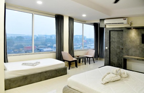 Howrah Hotel | Hotel M Plaza Dhulagarh