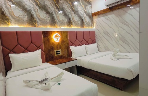 J B Nagar Hotel | HOTEL M R STAY