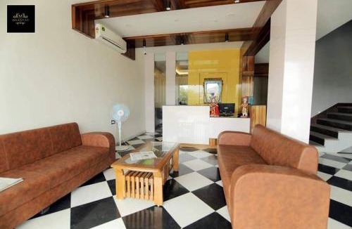 Udaipur Hotel | Hotel Maanvad Garh - V One pride by Noww Hotels
