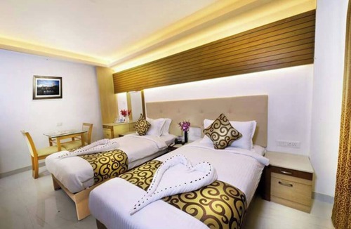 Peelamedu Hotel | Hotel Mahis Gateway