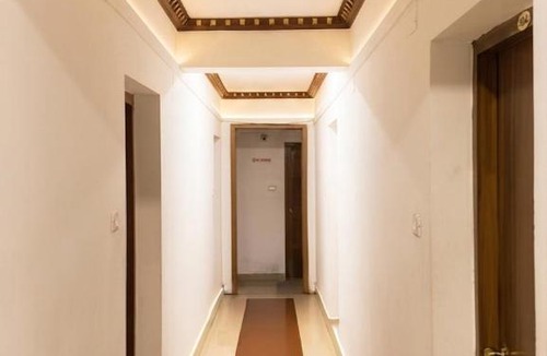 University of Kerala Senate House Campus Hotel | Hotel Majestice inn