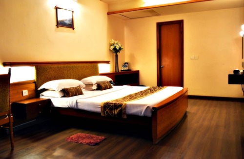 Kamalapur Hotel | Hotel Malligi