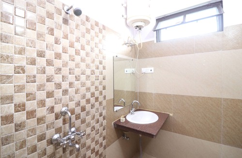 Rudraprayag Hotel | Hotel Mandakini
