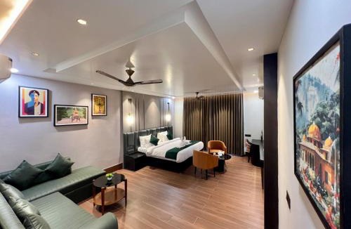 Lansdowne Hotel | Hotel Mango Groves