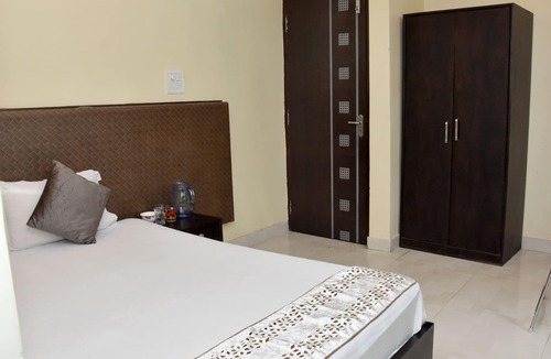 Patna Hotel | Hotel Maple Inn