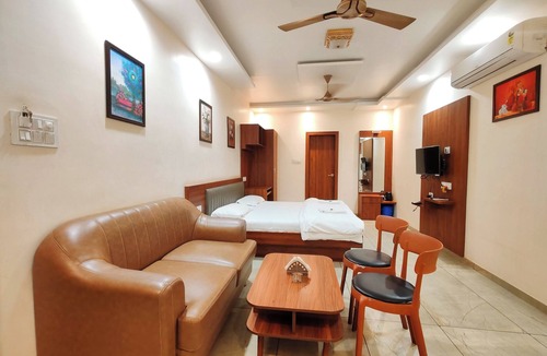 Chiplun Hotel | Hotel Meera Regency