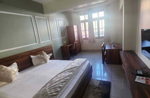 Pithoragarh Hotel | Hotel Meghna