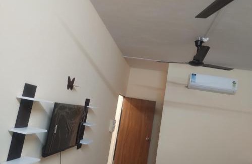 Surat Hotel | Hotel Metro Althan