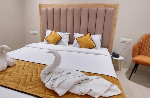 Srikalahasti Hotel | Hotel MGM Grand