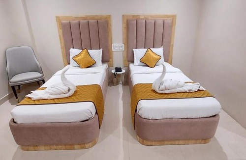 Srikalahasti Hotel | Hotel MGM Grand