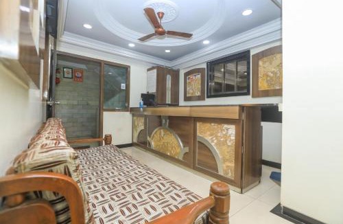 Andheri Hotel | Hotel Mid town