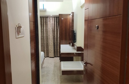 Santacruz West Hotel | Hotel Milan International