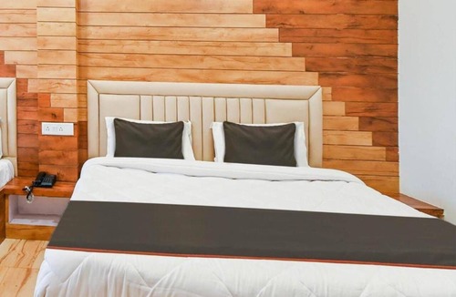 Charbagh Hotel | Hotel Millenium