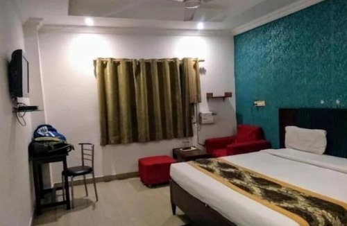 Pithoragarh Hotel | Hotel Monal Standard Room #4
