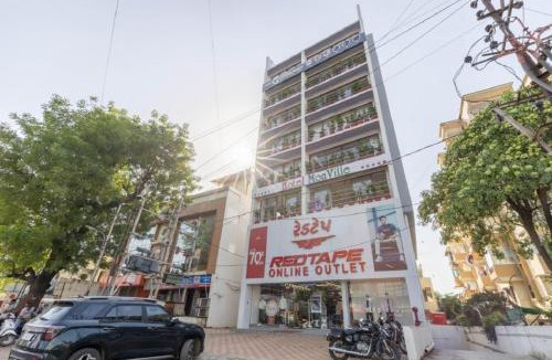 Vadodara Hotel | hotel monville akota