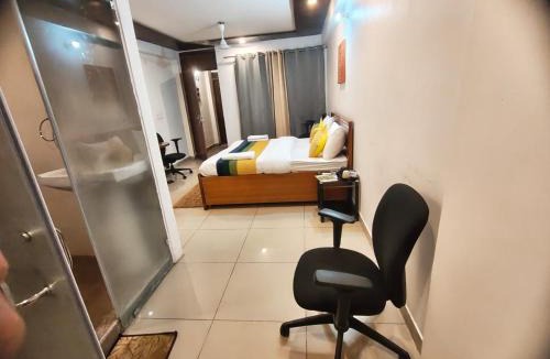 Hauz Khas Village Bed & Breakfast | Hotel Moon - Near Hauz Khas Fort