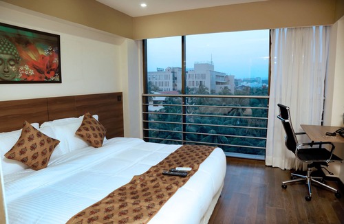 J B Nagar Hotel | Hotel Mumbai House