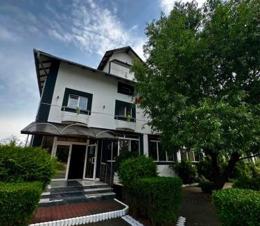 Bistrita Hotel | Hotel Mya