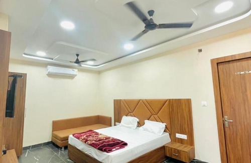 Guna Hotel | Hotel Nakshatra