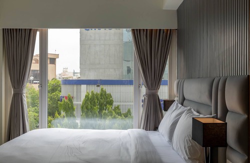 Ellis Bridge Hotel | Hotel Nalanda