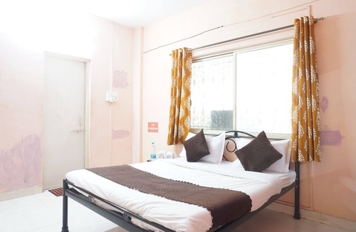 Kharadi Hotel | Hotel Naman Executive - 2