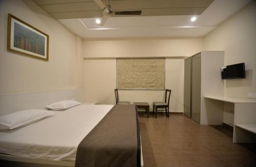 Solapur Hotel | Hotel Naman