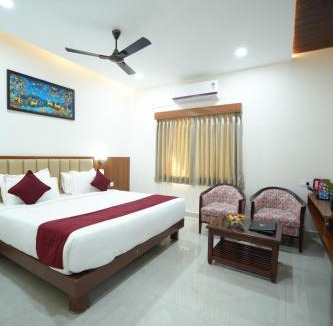 Tirupati Hotel | Hotel Nanda Mohan Residency -MSR Manssion Inn