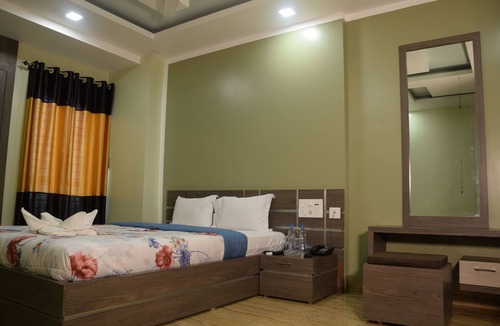 Berhampore Hotel | Hotel Nandini
