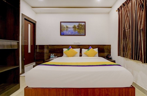 Lakshminarayana Pura Hotel | Hotel Nevesa Inn