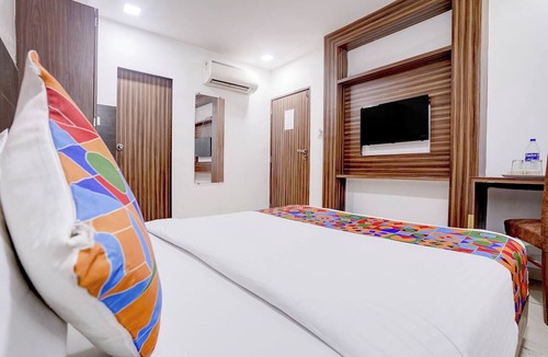 Sakinaka Hotel | Hotel New Blue Sapphire Residency