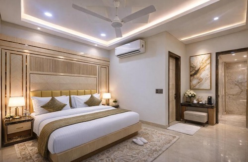Old Delhi Hotel | Hotel New Frontier, City Centre - 2 Mins from OLD Delhi Railway Station & Chandni Chowk