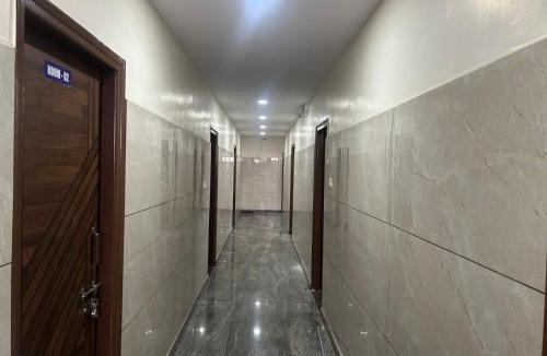 Narasapura Hotel | Hotel O Bangalore - Mangalore Highway Formerly Shree Bar & Lodging