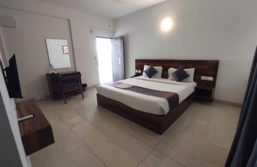 Narasapura Hotel | Hotel O Bangalore - Mangalore Highway Formerly Shree Bar & Lodging